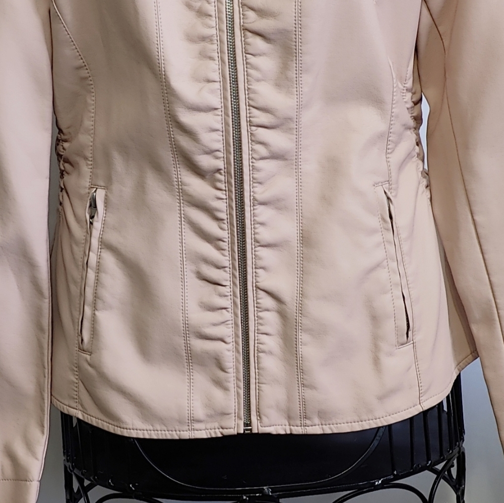 Baccini - Faux Leather Jacket - Light Pink - Size Medium - NWT - Picture 4 of 12